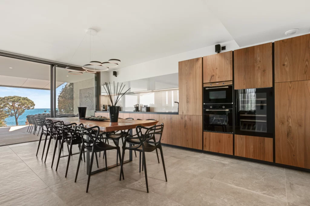 Salle à manger d’une villa